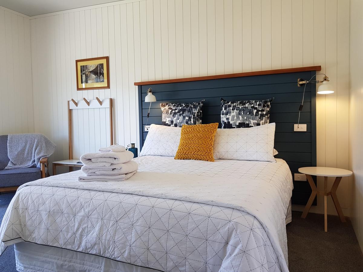 Admiral Waters Bed and Breakfast Cooks Beach Eksteriør billede