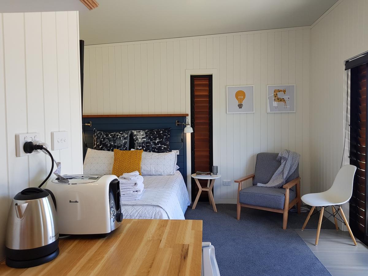 Admiral Waters Bed and Breakfast Cooks Beach Eksteriør billede